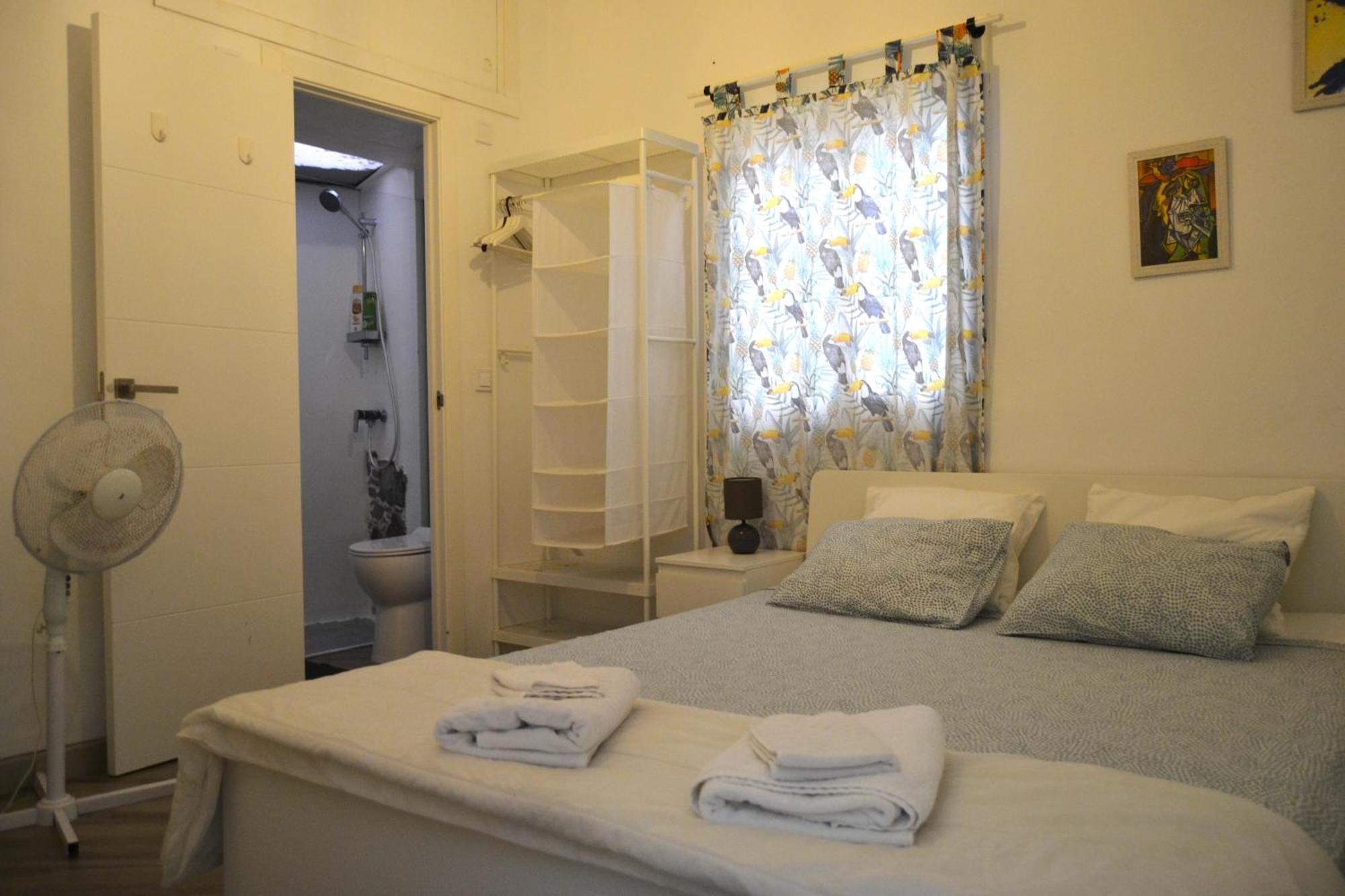 Room With Private Bathroom - Vivienda Vacacional Out Of Blue Santa Cruz de la Palma  Exterior foto